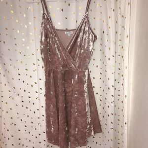NWT mauve velvet dress. Size M